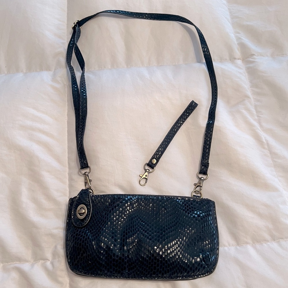 Like new! Navy snakeskin print shoulder bag wristlet!